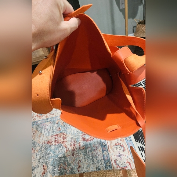 LAILA GEIR NESS Vegan Suede Orange Boho Style Bucket Bag With Coin Purse.NWOT - Picture 3 of 14